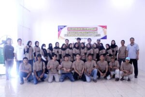 PELATIHAN KEPEMUDAAN “MENGANYAM PEMBUATAN PENJOR”